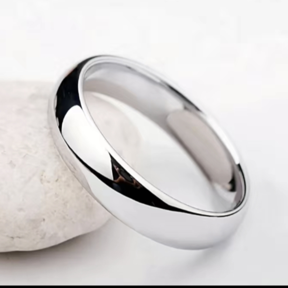 Men's Stunning Silver Stainless Steel Ring "Size 14" Perfect for Weddings